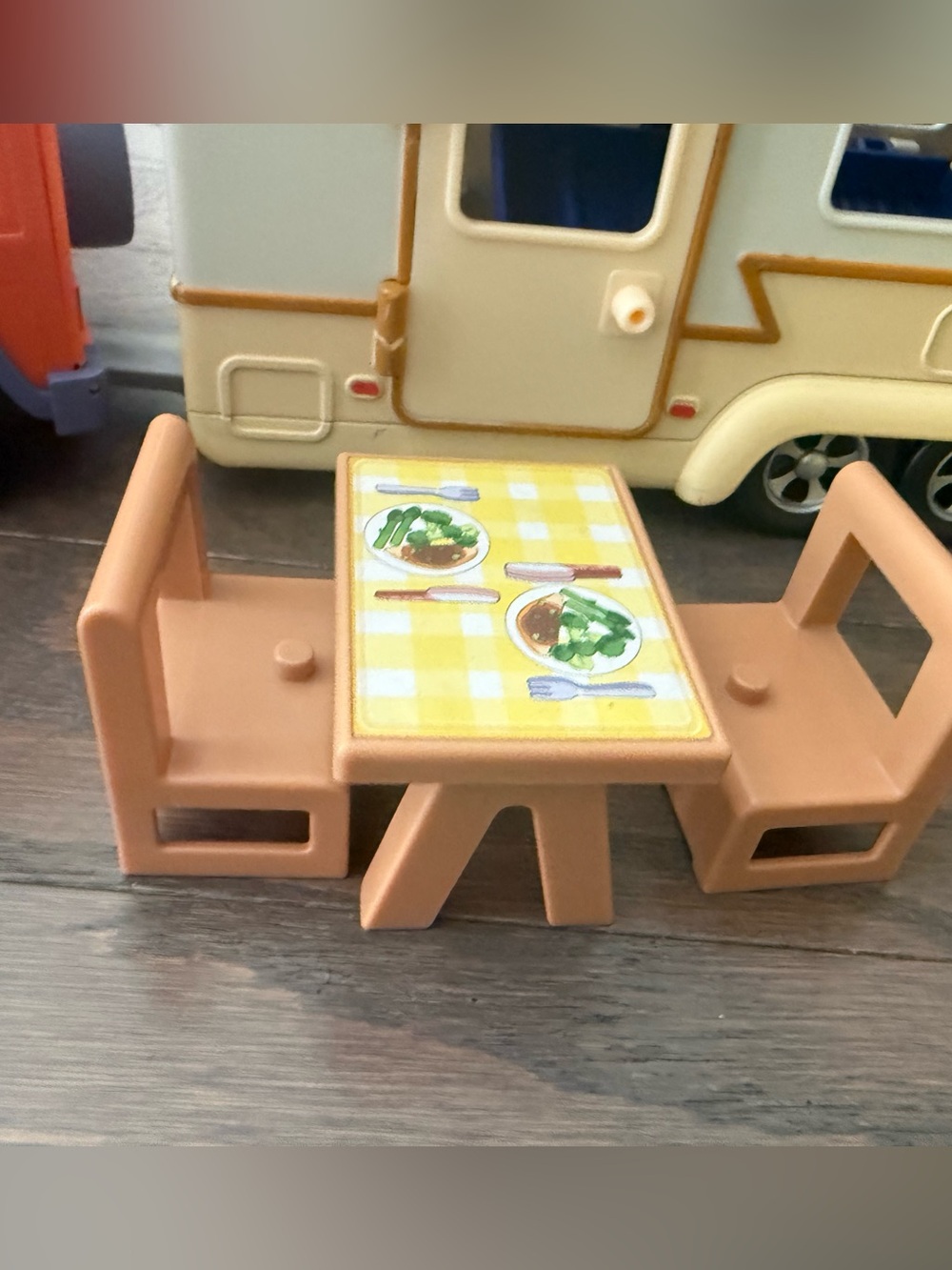 Disney Bluey Camping Playset W/ Car Camper Figures Tent Surf boards - Picture 6 of 16